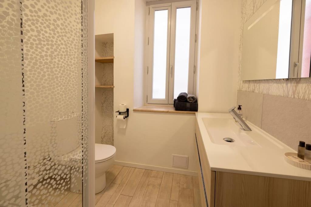 Le Cosy C - T2 Tout Equipe - Centre-Ville Gare Montluçon Exteriör bild